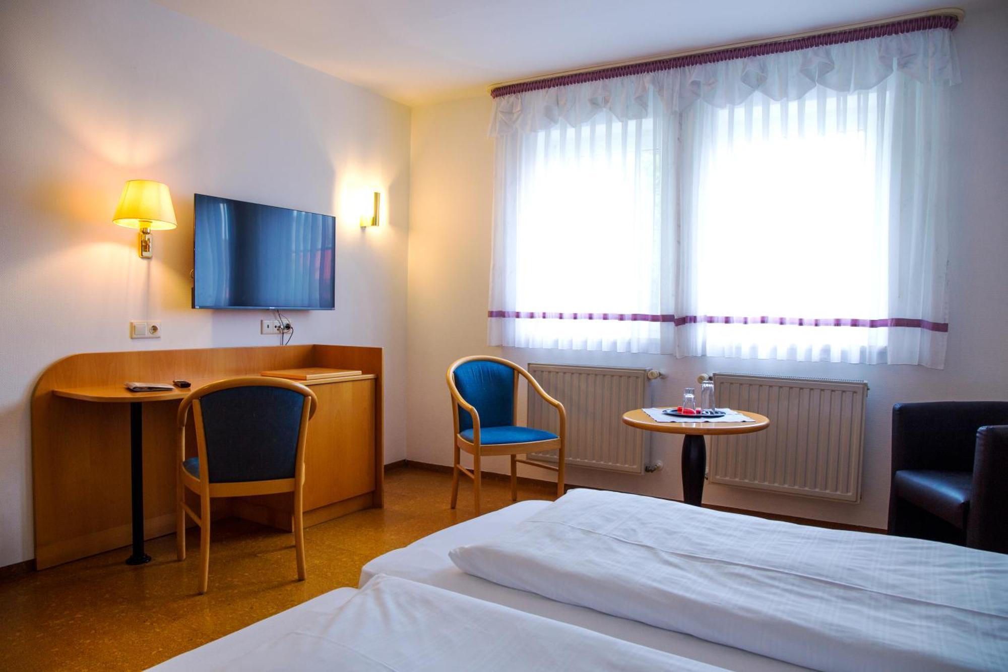 Hotel Zur Linde Gädheim Exteriér fotografie